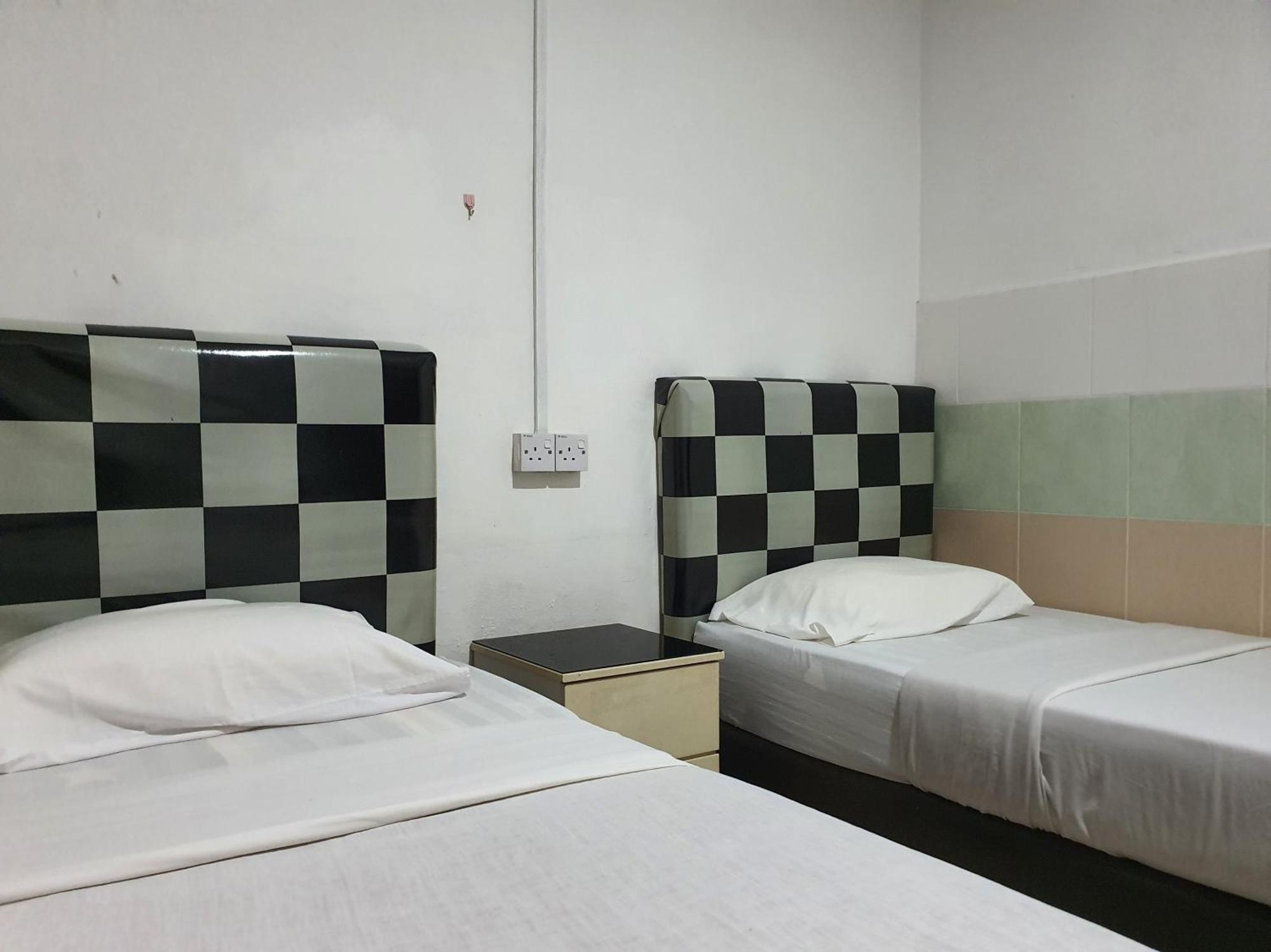 Oyo 90972 Jj Homestay Miri Eksteriør bilde